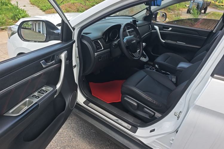 Used Haval M6 2018 Revised Version 1.5T DCT Two-Wheel Drive Elite Edition Driver Seat