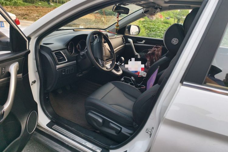 Used Haval M6 2018 1.5T Manual Two-Wheel Drive Elite Model Driver Seat