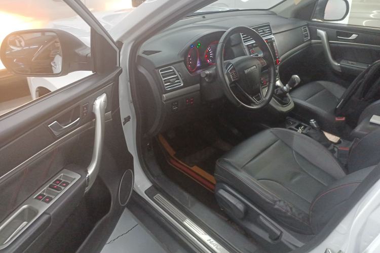 Used Haval M6 2018 1.5T Manual Two-Wheel Drive Elite Model Driver Seat