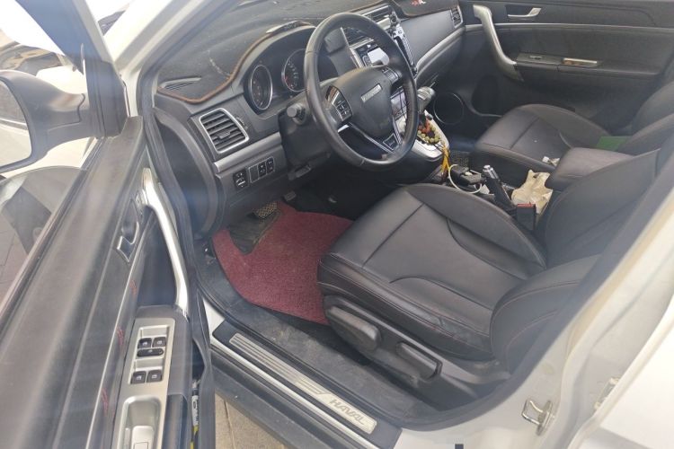 Used Haval M6 2018 Revised Version 1.5T DCT Two-Wheel Drive Elite Edition Driver Seat