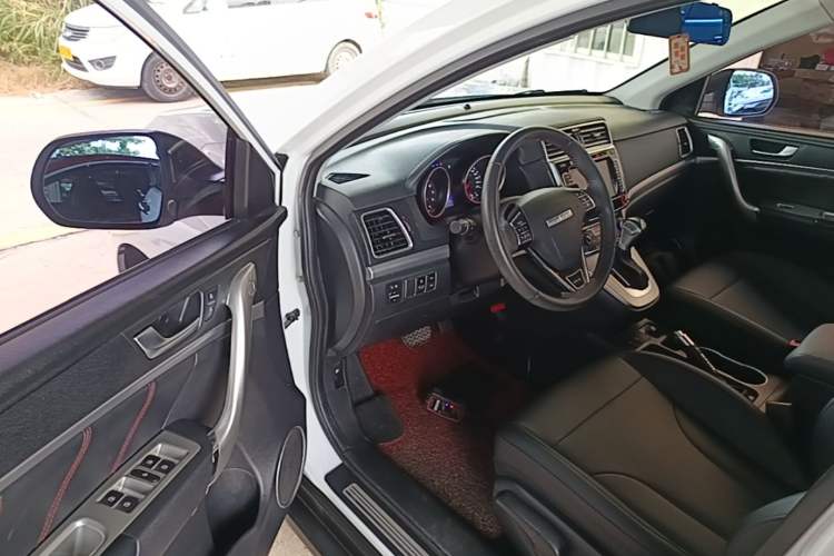 Used Haval M6 2018 1.5T DCT Two-Wheel Drive Elite Model Driver Seat