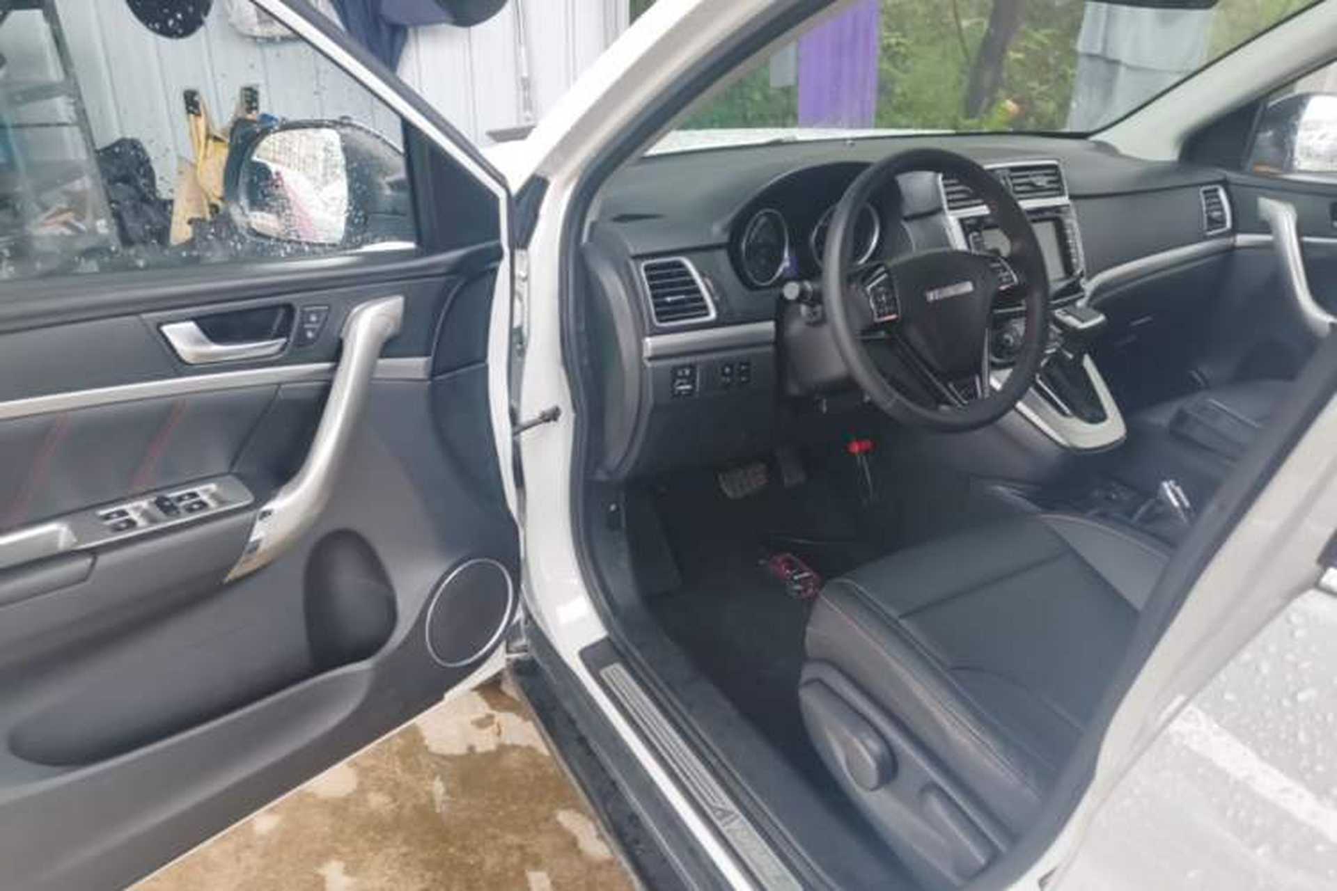 Used Haval M6 2018 Revised Version 1.5T DCT Two-Wheel Drive Elite Edition Driver Seat