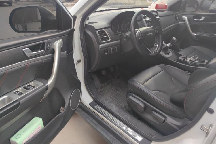 Used Haval M6 2018 1.5T Manual Two-Wheel Drive Elite Model Driver Seat