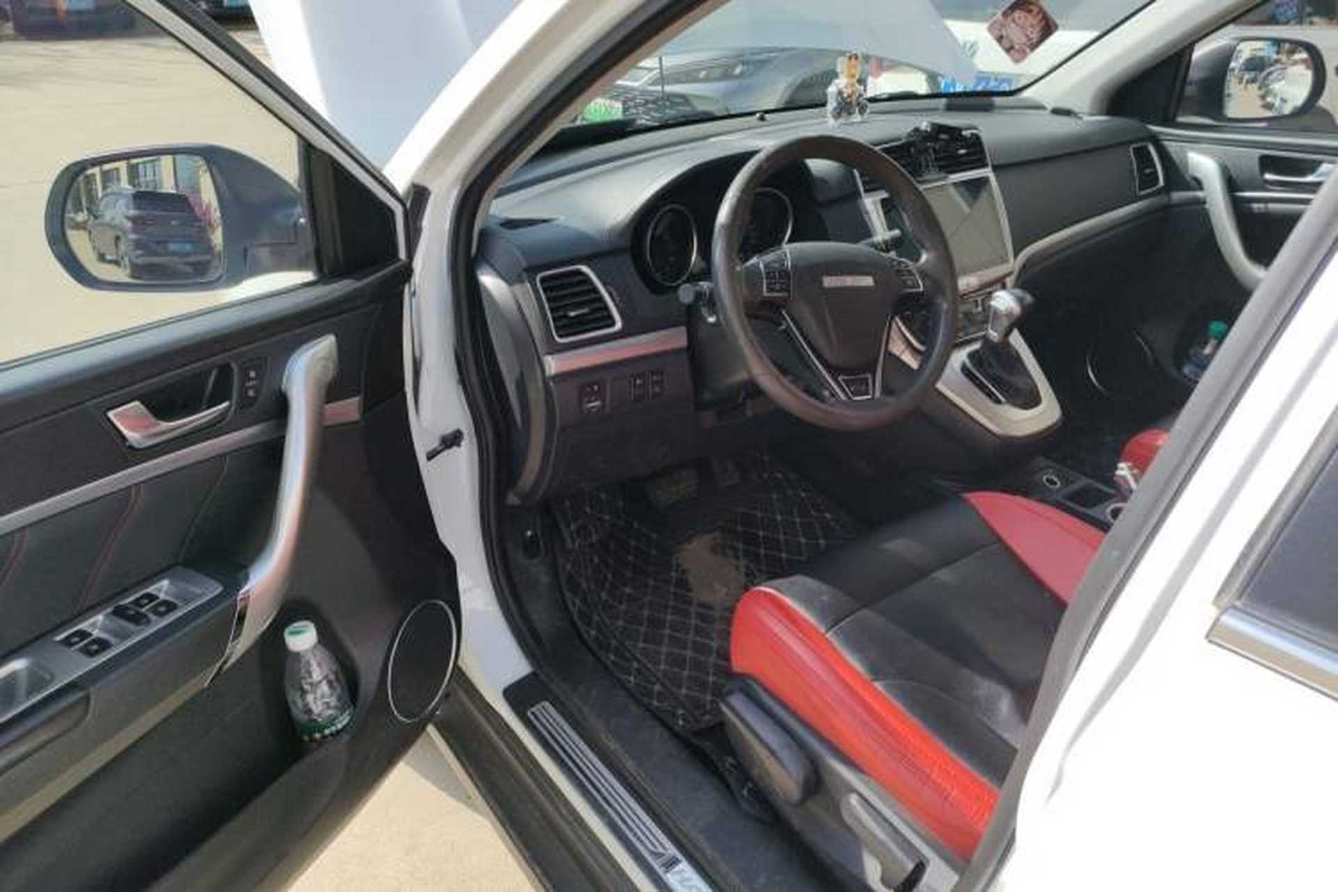 Used Haval M6 2018 Revised Version 1.5T DCT Two-Wheel Drive Urban Style Driver Seat