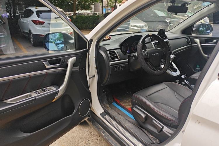 Used Haval M6 2018 Revised Version 1.5T DCT Two-Wheel Drive Elite Edition Driver Seat