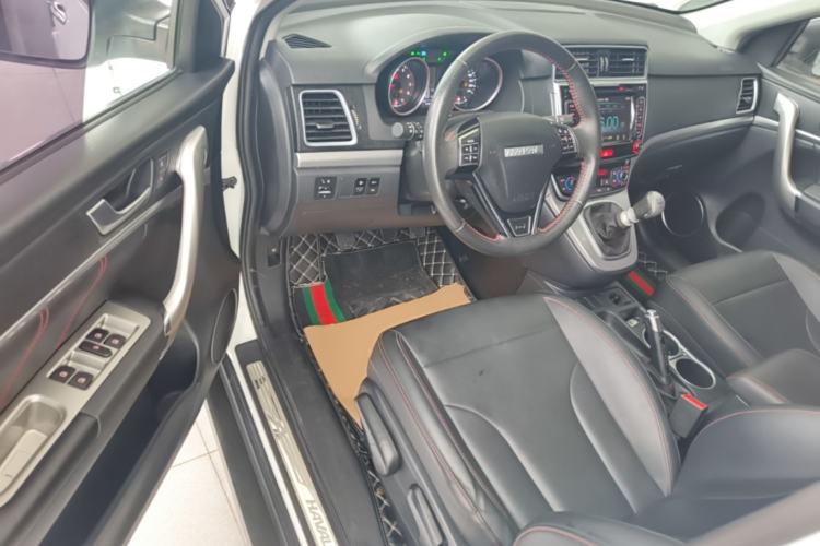 Used Haval M6 2018 1.5T Manual Two-Wheel Drive Elite Model Driver Seat