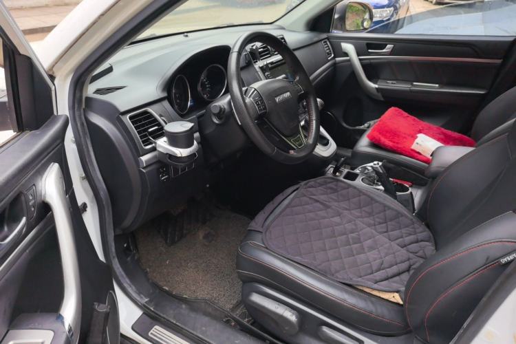 Used Haval M6 2018 Revised Version 1.5T DCT Two-Wheel Drive Elite Edition Driver Seat