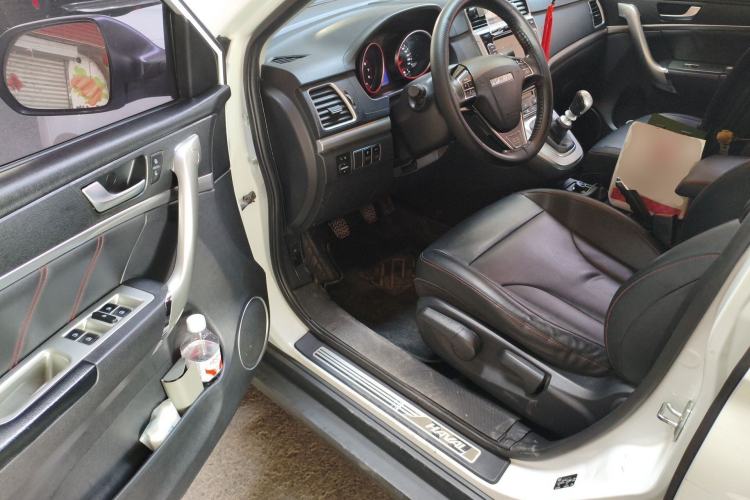 Used Haval M6 2018 1.5T Manual Two-Wheel Drive Elite Model Driver Seat