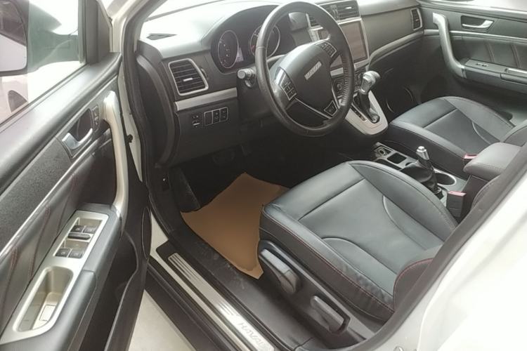 Used Haval M6 2018 Revised Version 1.5T DCT Two-Wheel Drive Elite Edition Driver Seat
