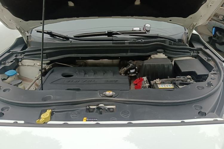 Used Haval M6 2018 Revised Version 1.5T DCT Two-Wheel Drive Elite Edition Engine Bay