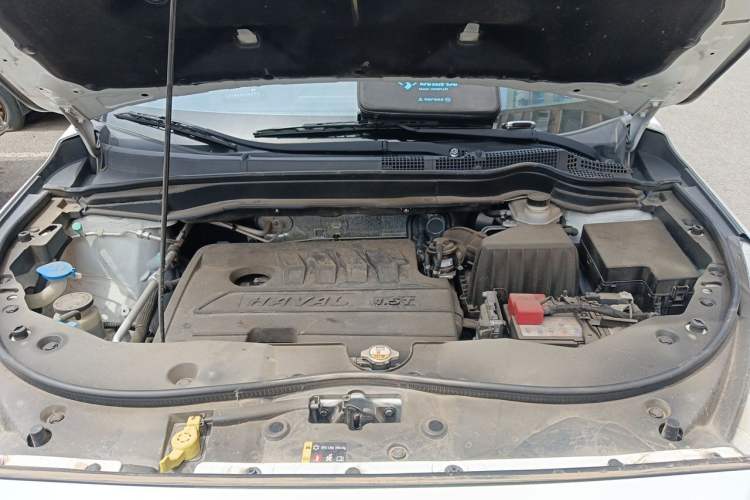 Used Haval M6 2018 1.5T Manual Two-Wheel Drive Urban Model Engine Bay