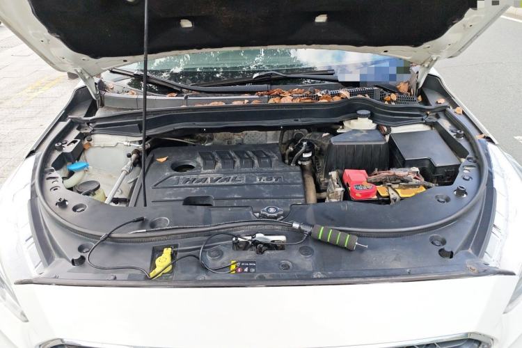 Used Haval M6 2018 Revised Version 1.5T DCT Two-Wheel Drive Elite Edition Engine Bay