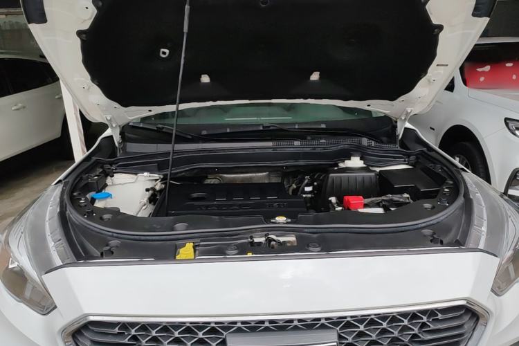 Used Haval M6 2018 Revised Version 1.5T DCT Two-Wheel Drive Elite Edition Engine Bay
