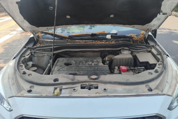 Used Haval M6 2018 1.5T Manual Two-Wheel Drive Elite Model Engine Bay