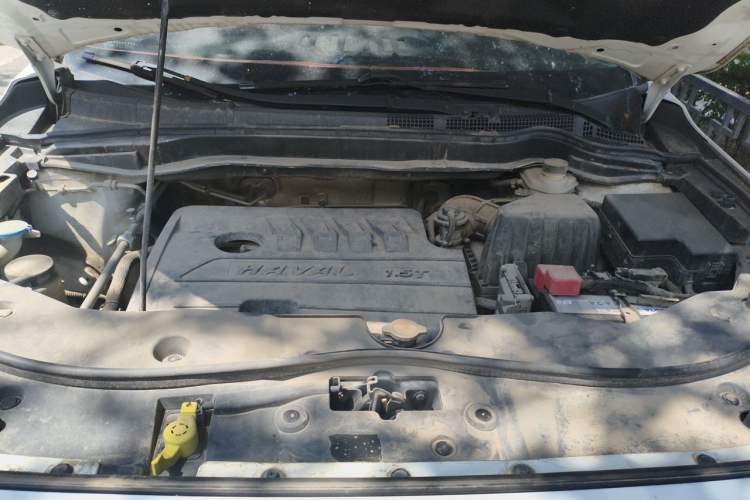 Used Haval M6 2018 1.5T Manual Two-Wheel Drive Elite Model Engine Bay
