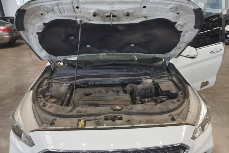 Used Haval M6 2018 1.5T Manual Two-Wheel Drive Elite Model Engine Bay