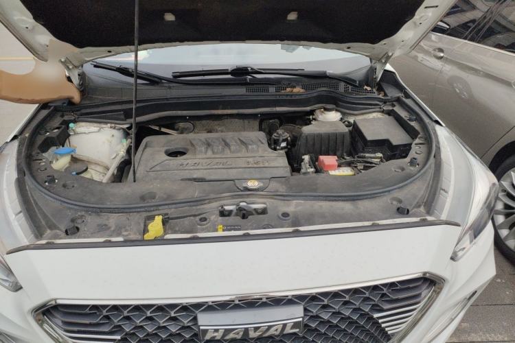 Used Haval M6 2018 1.5T Manual Two-Wheel Drive Elite Model Engine Bay