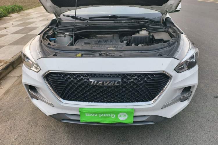 Used Haval M6 2018 1.5T Manual Two-Wheel Drive Elite Model Engine Bay