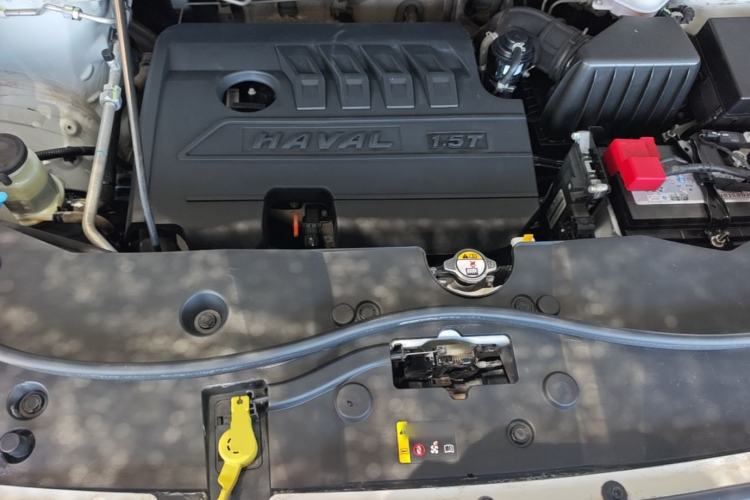 Used Haval M6 2018 1.5T Manual Two-Wheel Drive Elite Model Engine Bay
