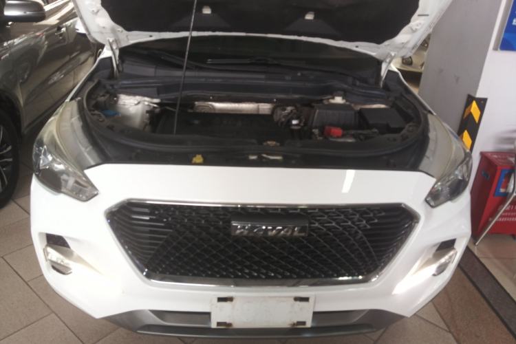 Used Haval M6 2018 Revised Version 1.5T DCT Two-Wheel Drive Elite Edition Engine Bay