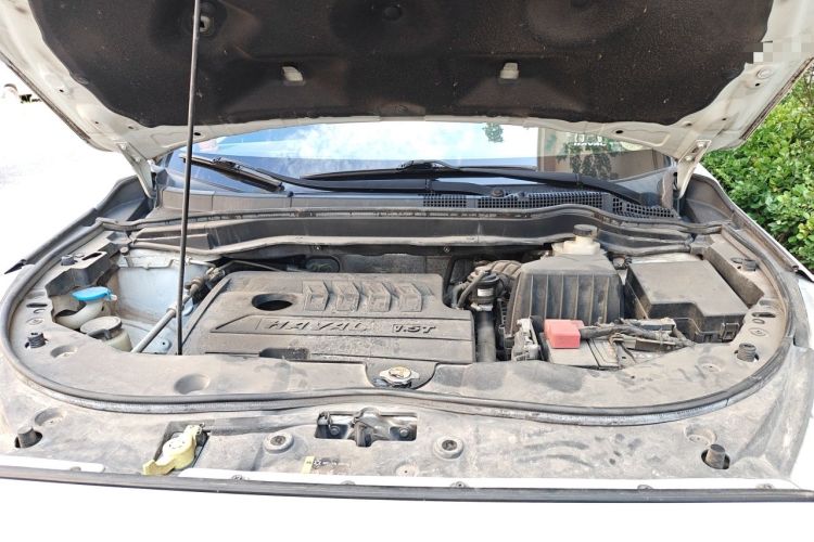 Used Haval M6 2018 Revised Version 1.5T DCT Two-Wheel Drive Elite Edition Engine Bay