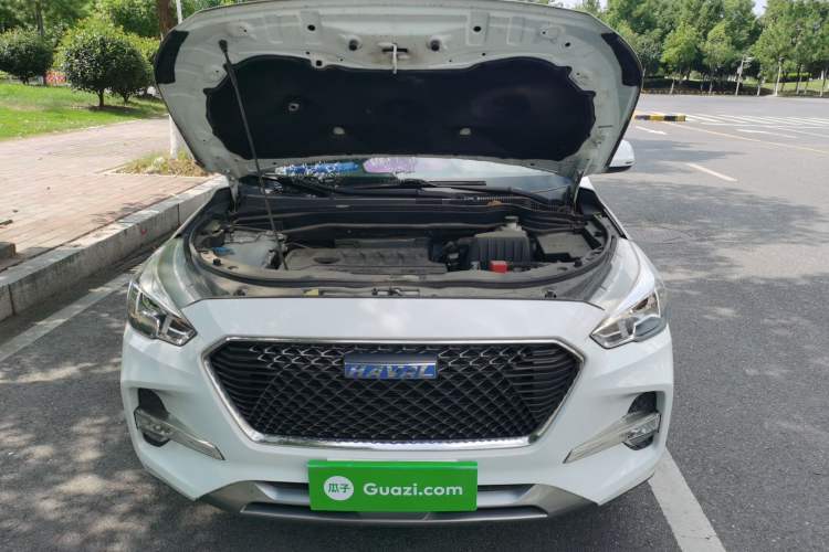 Used Haval M6 2018 Revised Version 1.5T DCT Two-Wheel Drive Elite Edition Engine Bay