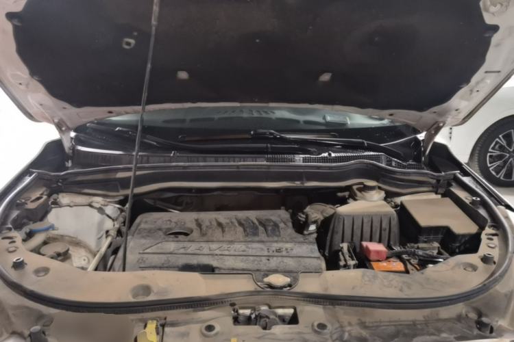 Used Haval M6 2018 1.5T Manual Two-Wheel Drive Urban Model Engine Bay