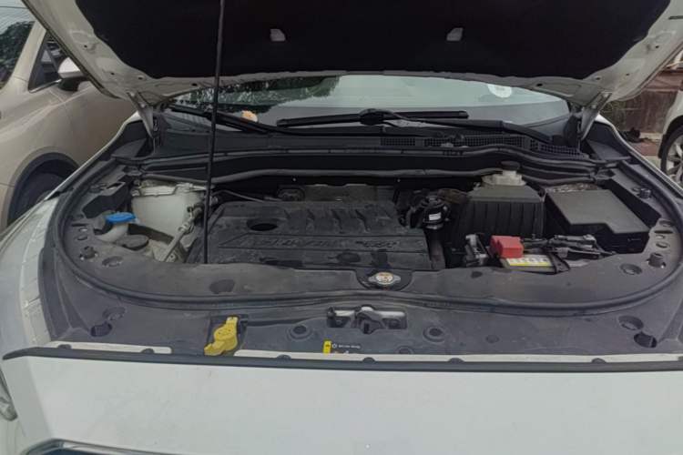 Used Haval M6 2018 Revised Version 1.5T DCT Two-Wheel Drive Elite Edition Engine Bay