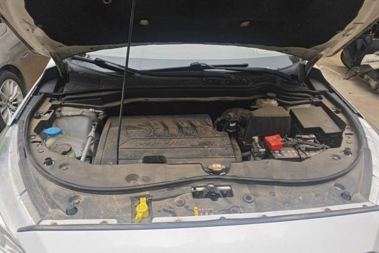 Used Haval M6 2018 Revised Version 1.5T DCT Two-Wheel Drive Elite Edition Engine Bay