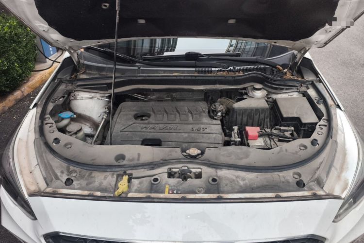 Used Haval M6 2018 1.5T Manual Two-Wheel Drive Elite Model Engine Bay
