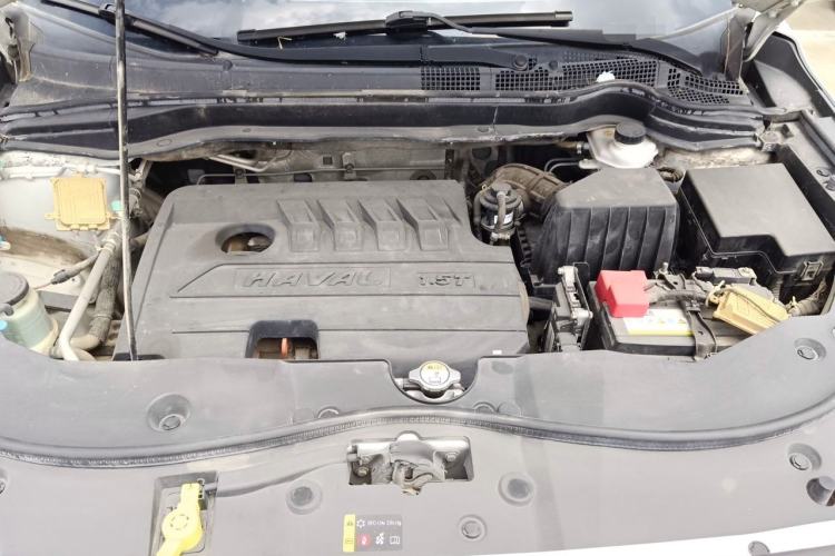 Used Haval M6 2018 1.5T Manual Two-Wheel Drive Elite Model Engine Bay