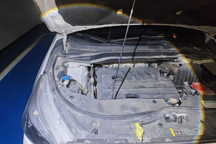 Used Haval M6 2018 1.5T Manual Two-Wheel Drive Urban Model Engine Bay Right