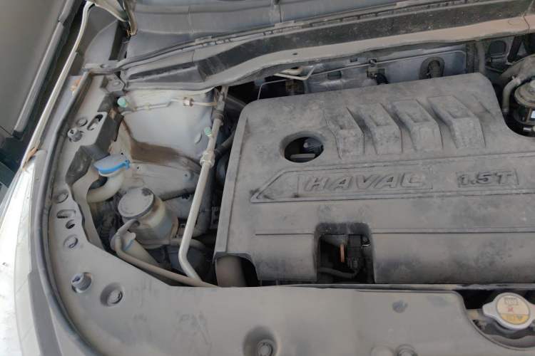 Used Haval M6 2018 1.5T Manual Two-Wheel Drive Elite Model Engine Bay Right