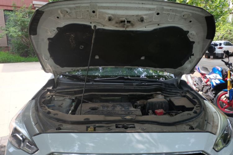 Used Haval M6 2018 1.5T Manual Two-Wheel Drive Elite Model Engine Bay