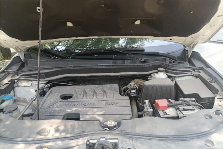 Used Haval M6 2018 Revised Version 1.5T DCT Two-Wheel Drive Elite Edition Engine Bay