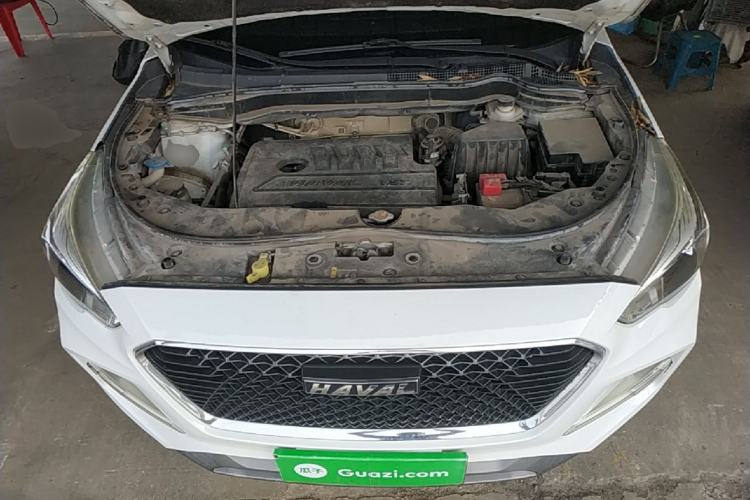 Used Haval M6 2018 1.5T Manual Two-Wheel Drive Elite Model Engine Bay