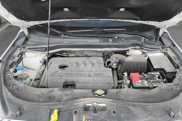 Used Haval M6 2018 Revised Version 1.5T DCT Two-Wheel Drive Elite Edition Engine Bay