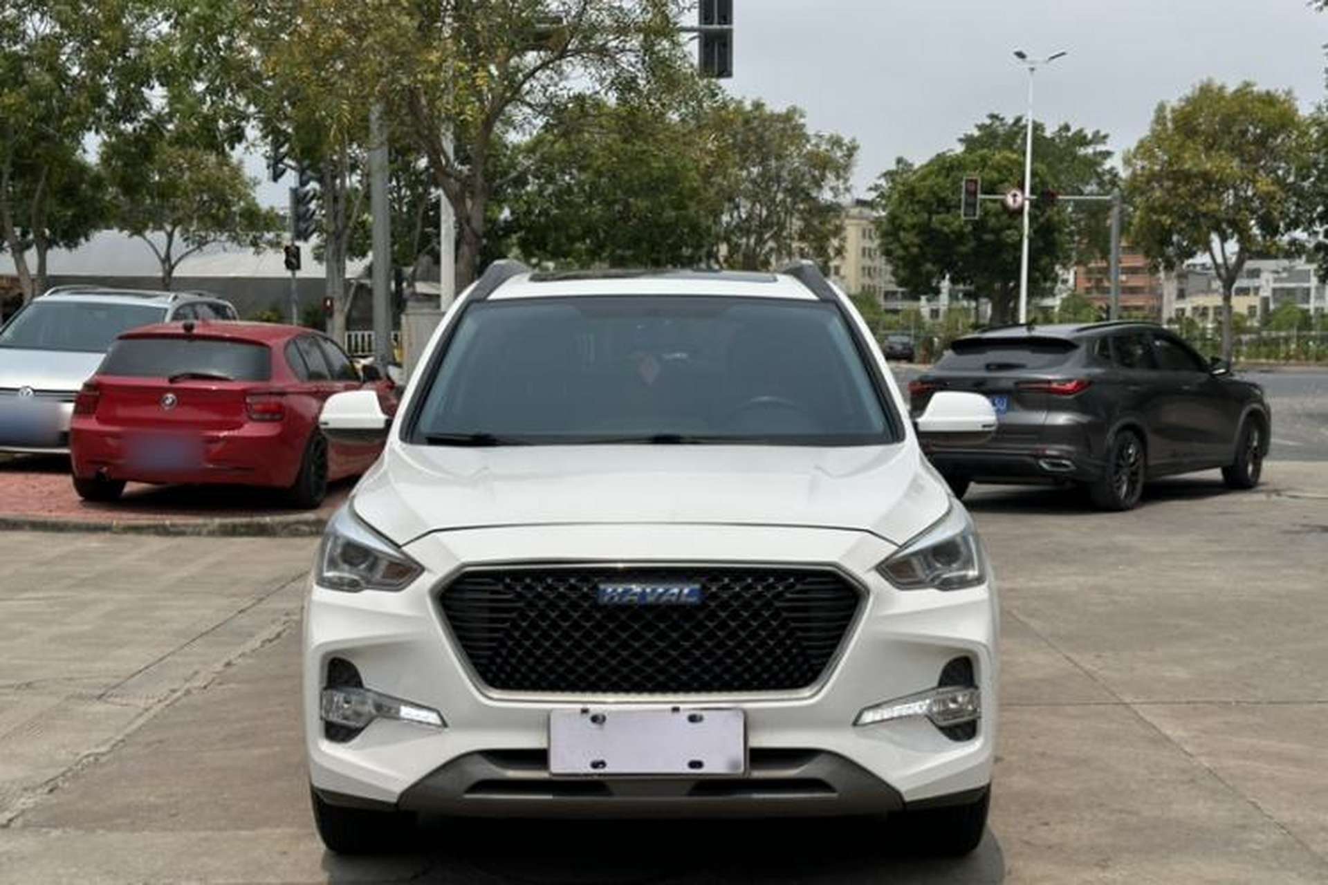 Used Haval M6 2018 Revised Version 1.5T DCT Two-Wheel Drive Elite Edition Exterior 3