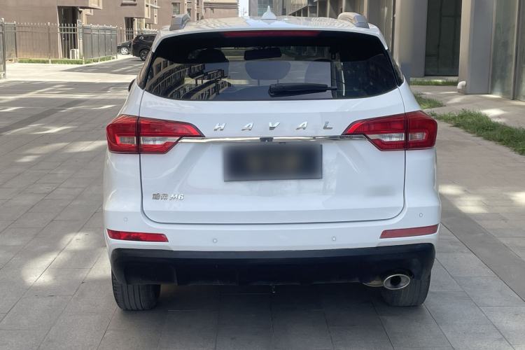 Used Haval M6 2018 1.5T Manual Two-Wheel Drive Elite Model Exterior 4