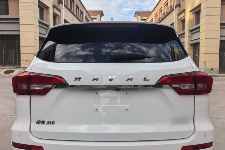 Used Haval M6 2018 Revised Version 1.5T DCT Two-Wheel Drive Elite Edition Exterior 4