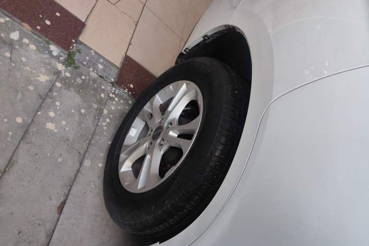 Used Haval M6 2018 1.5T DCT Two-Wheel Drive Elite Model Exterior 4