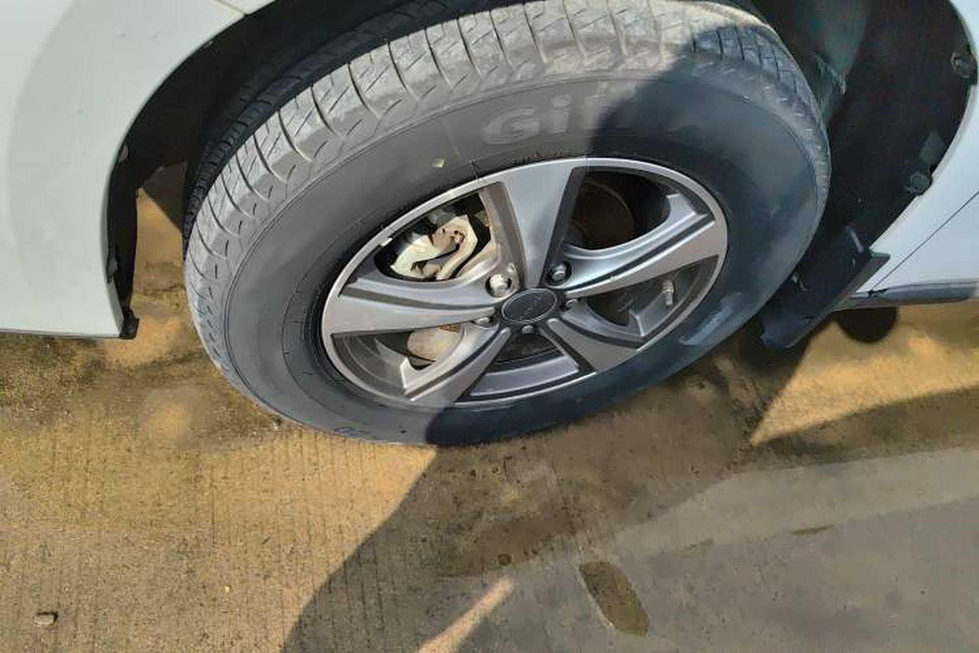 Used Haval M6 2018 1.5T DCT Two-Wheel Drive Elite Model Exterior 4