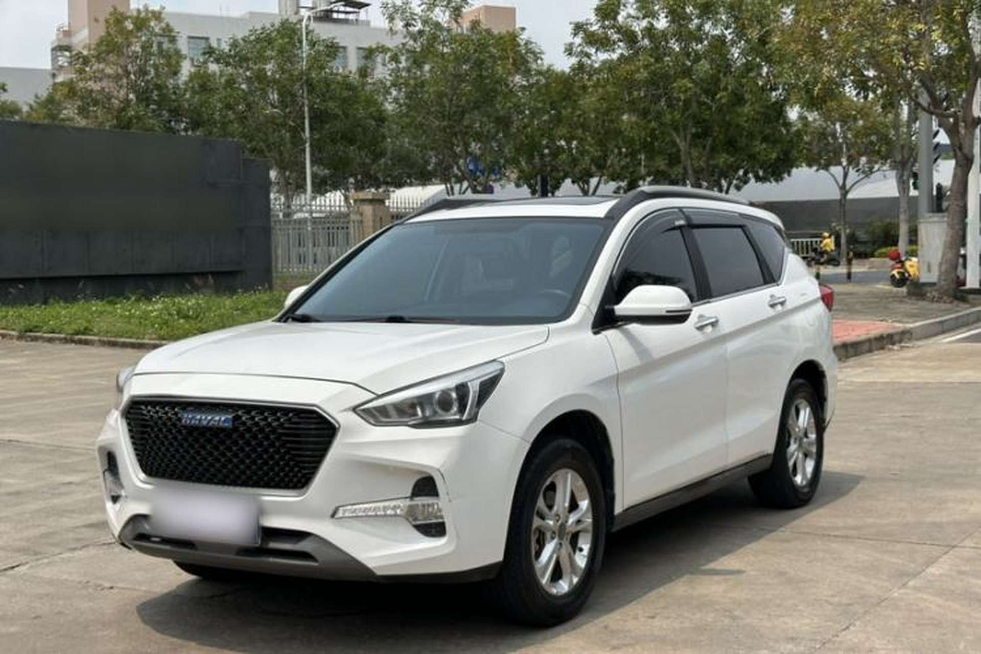 Used Haval M6 2018 Revised Version 1.5T DCT Two-Wheel Drive Elite Edition Exterior 5