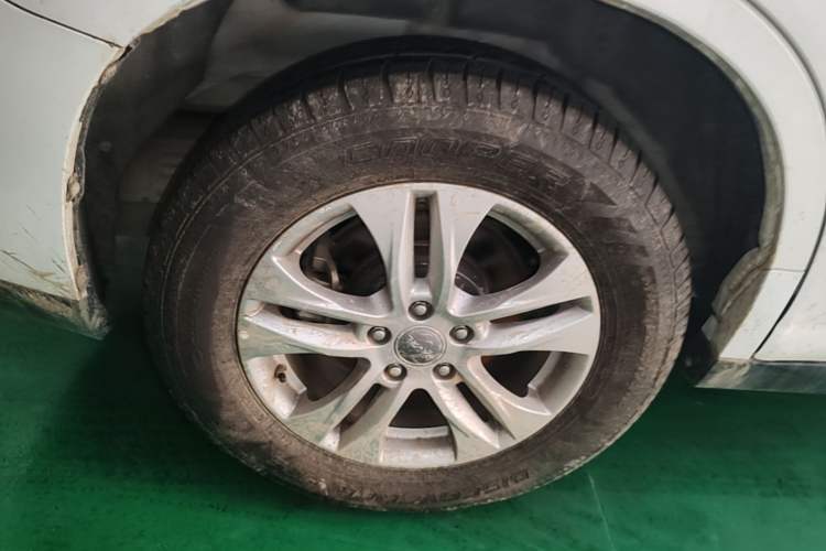 Used Haval M6 2018 Revised Version 1.5T DCT Two-Wheel Drive Elite Edition Exterior 5