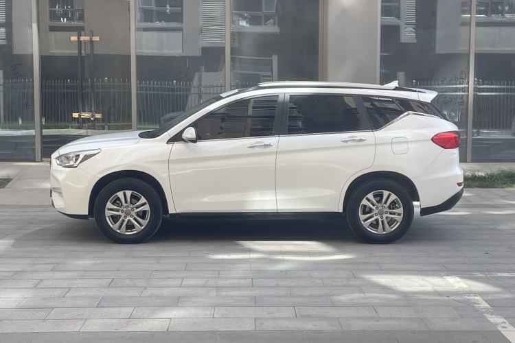 Used Haval M6 2018 1.5T Manual Two-Wheel Drive Elite Model Exterior 7