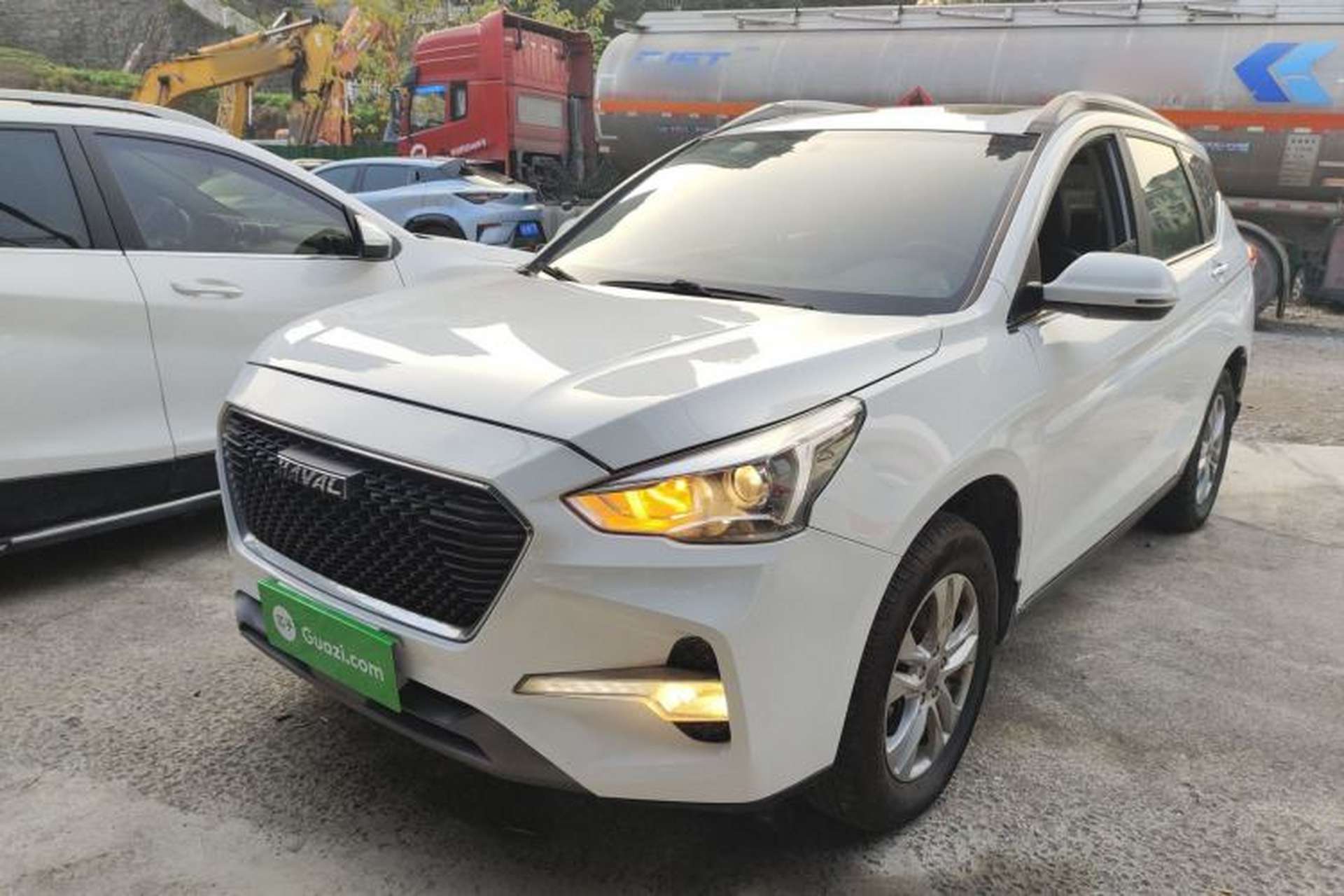 Used Haval M6 2018 Revised Version 1.5T DCT Two-Wheel Drive Elite Edition Front Left 45 Deg