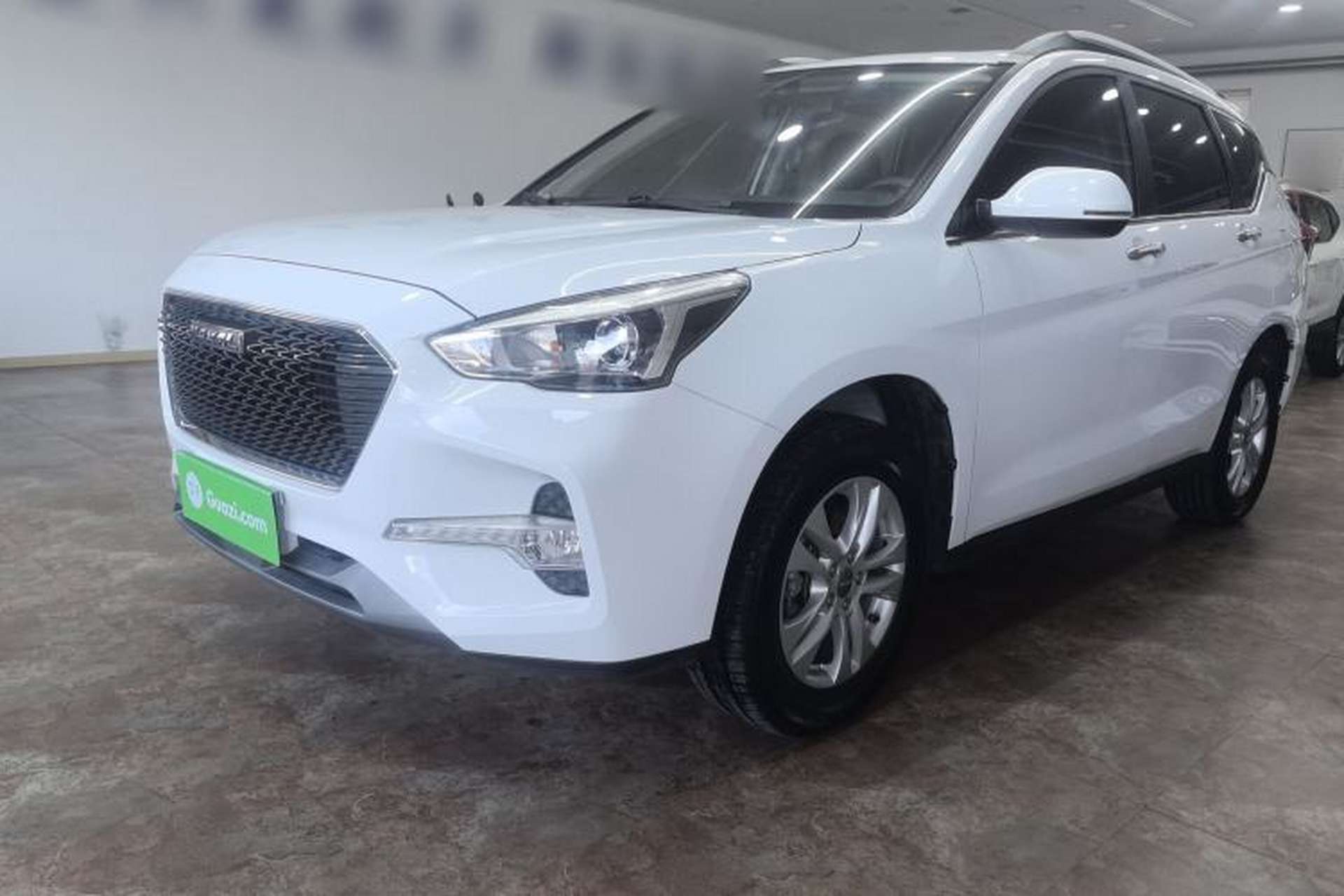 Used Haval M6 2018 1.5T Manual Two-Wheel Drive Elite Model Front Left 45 Deg