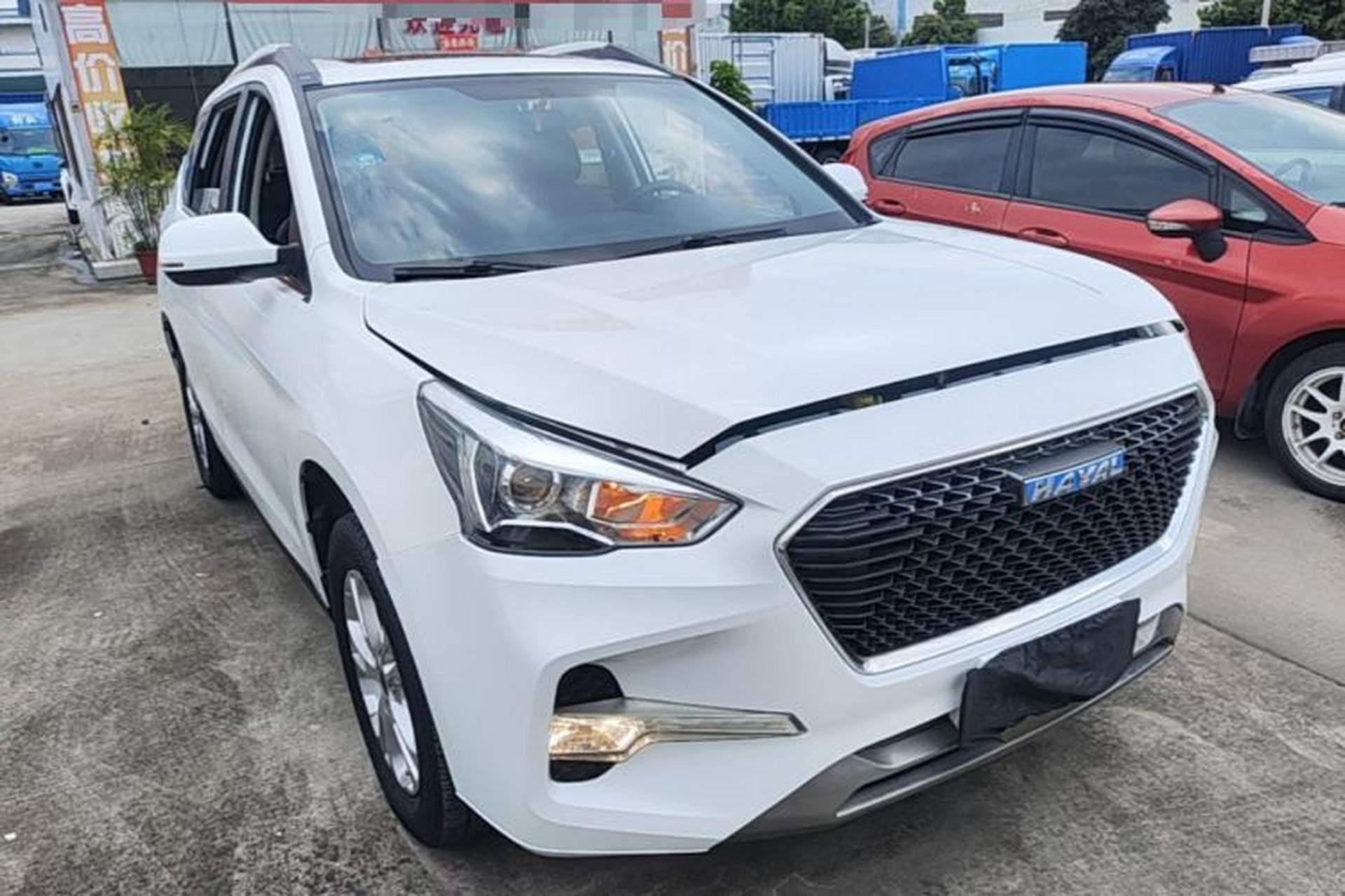 Used Haval M6 2018 1.5T DCT Two-Wheel Drive Elite Model Front Right 45 Deg