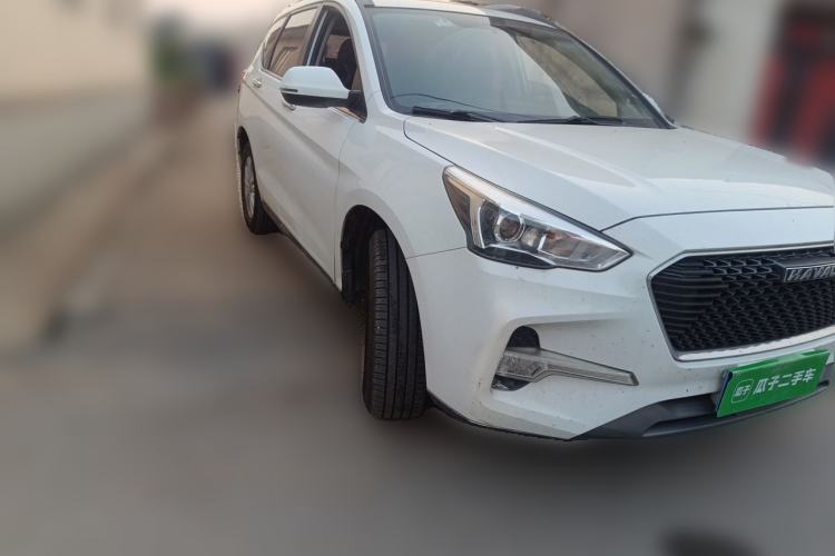 Used Haval M6 2018 1.5T Manual Two-Wheel Drive Elite Model Front Right 45 Deg