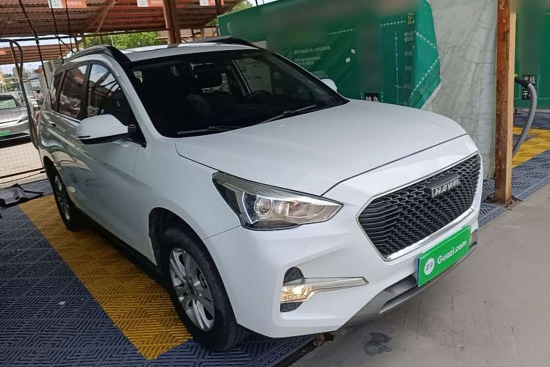 Used Haval M6 2018 Revised Version 1.5T DCT Two-Wheel Drive Elite Edition Front Right 45 Deg